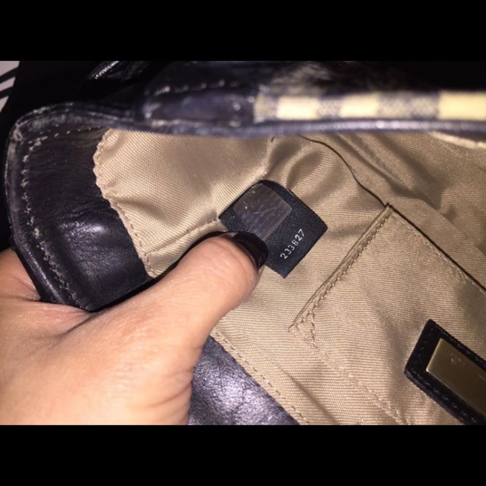 Authentic Fendi bag - Picture 6 of 11